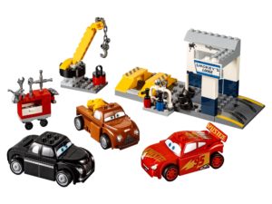 Juniors Smokeys garage (10743)