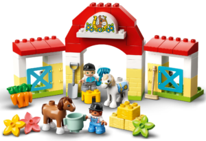 DUPLO® Paardenstal en pony’s verzorgen (10951)